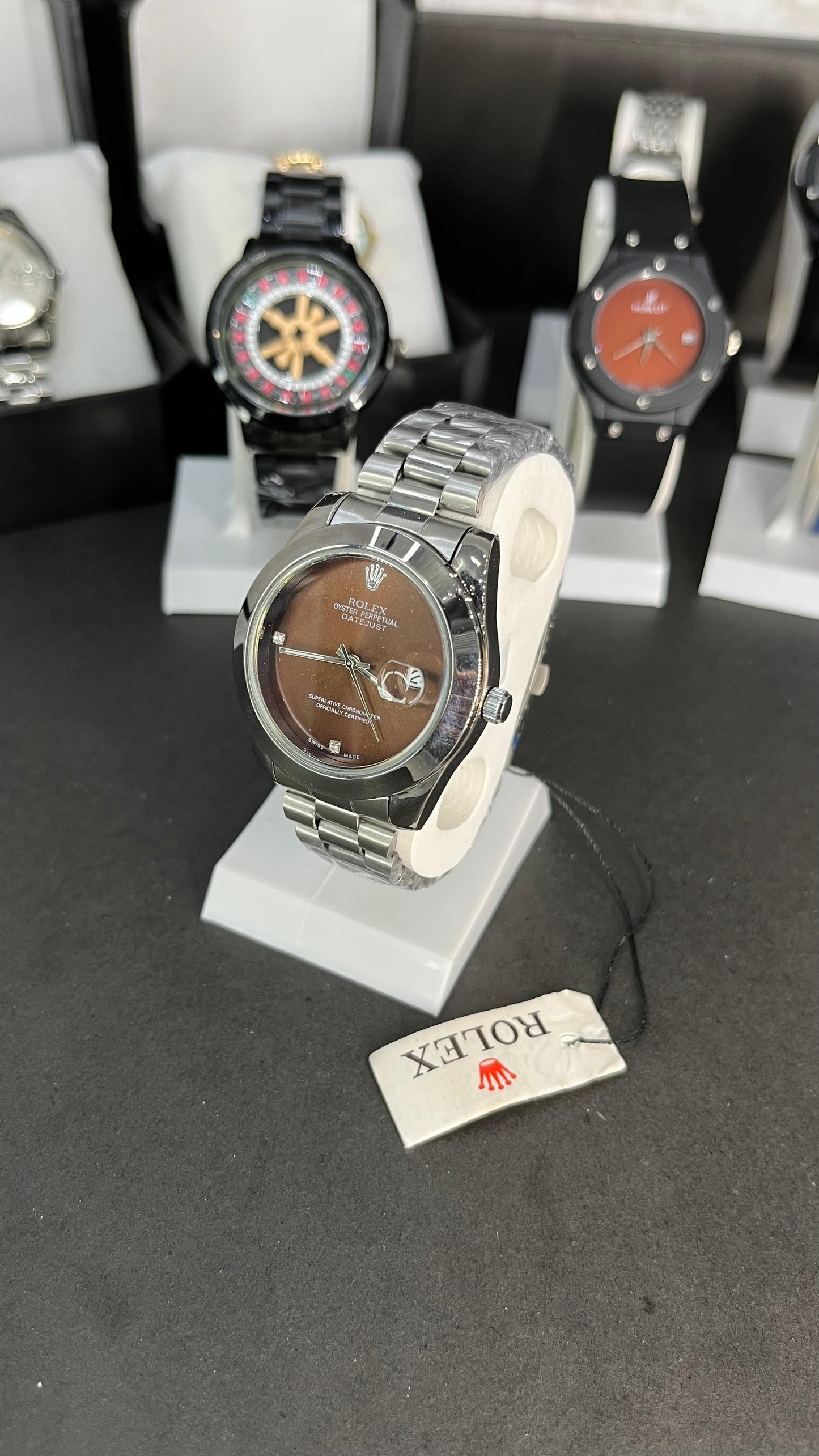 Rolex Oyster Perpetual Datejust – Women’s Edition with Brown Sunburst Dial & Date Display