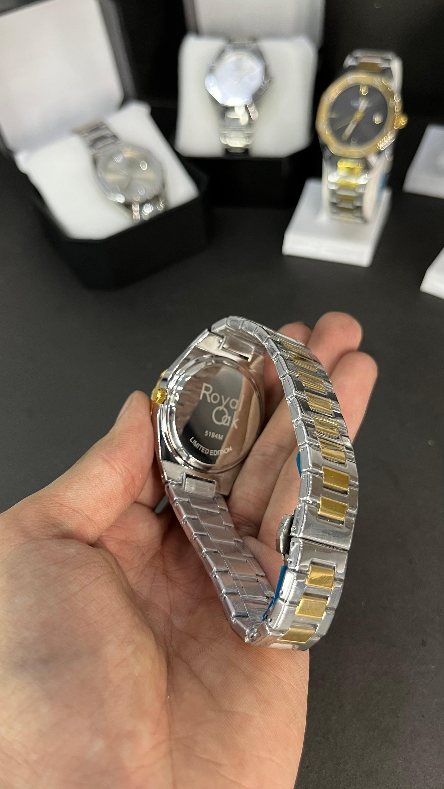 Luxury Two-Tone Stainless Steel Watch – Gold Dial with Date Display