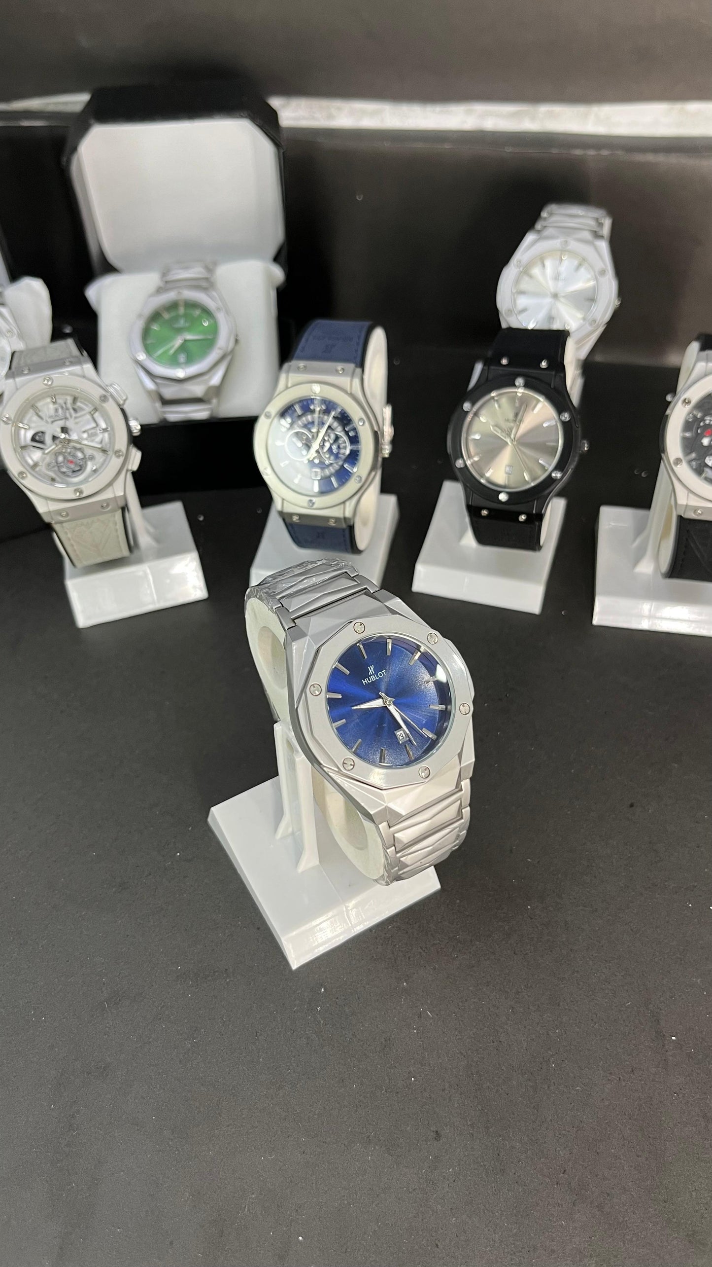 Hublot Men’s Watch – Silver Stainless Steel with Blue Dial