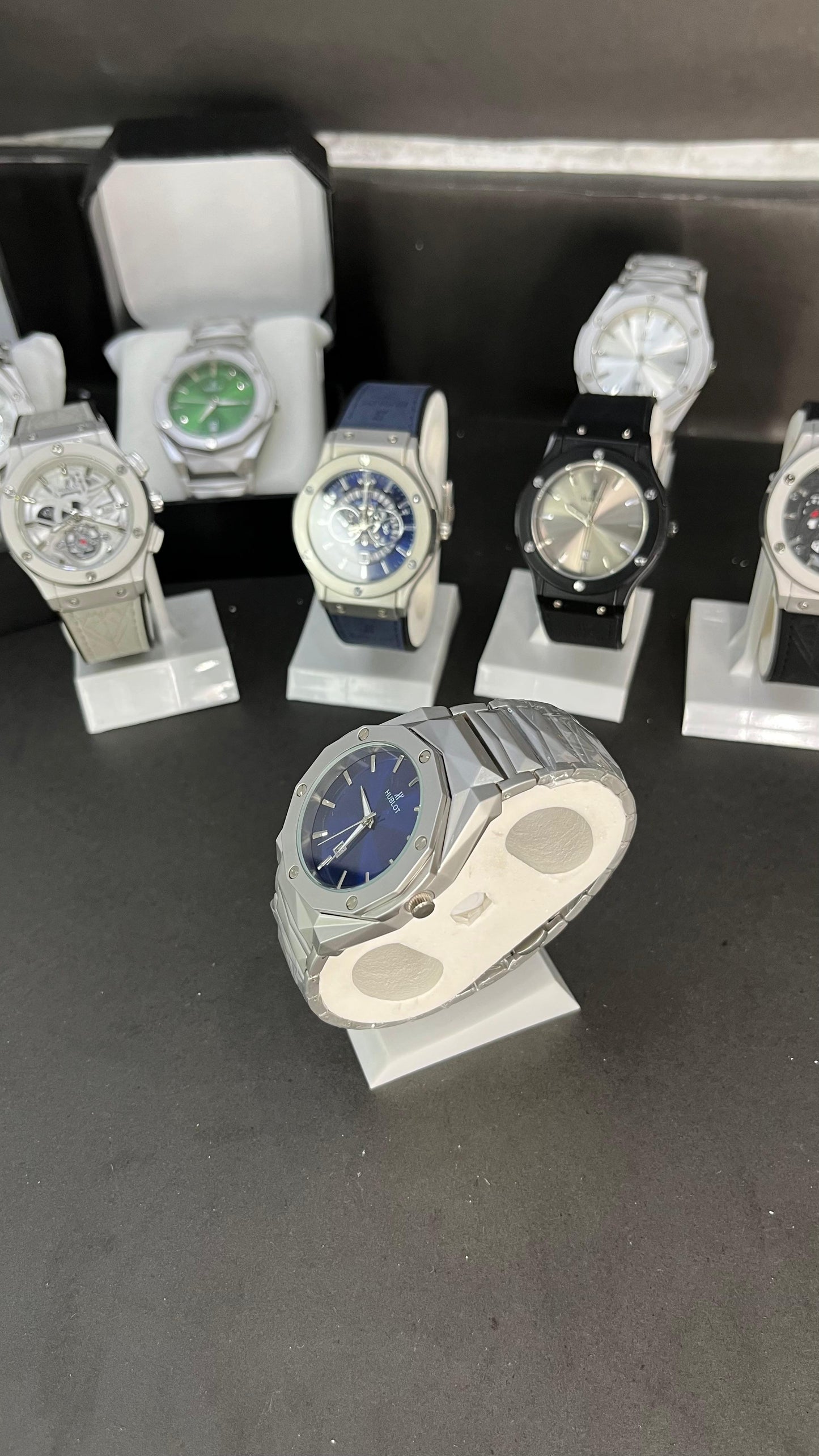 Hublot Men’s Watch – Silver Stainless Steel with Blue Dial