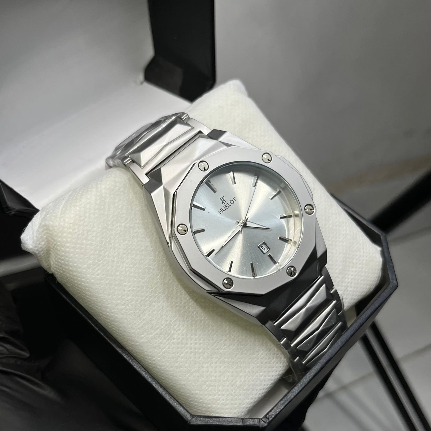 ublot Men’s Watch – Silver Stainless Steel with White Dial