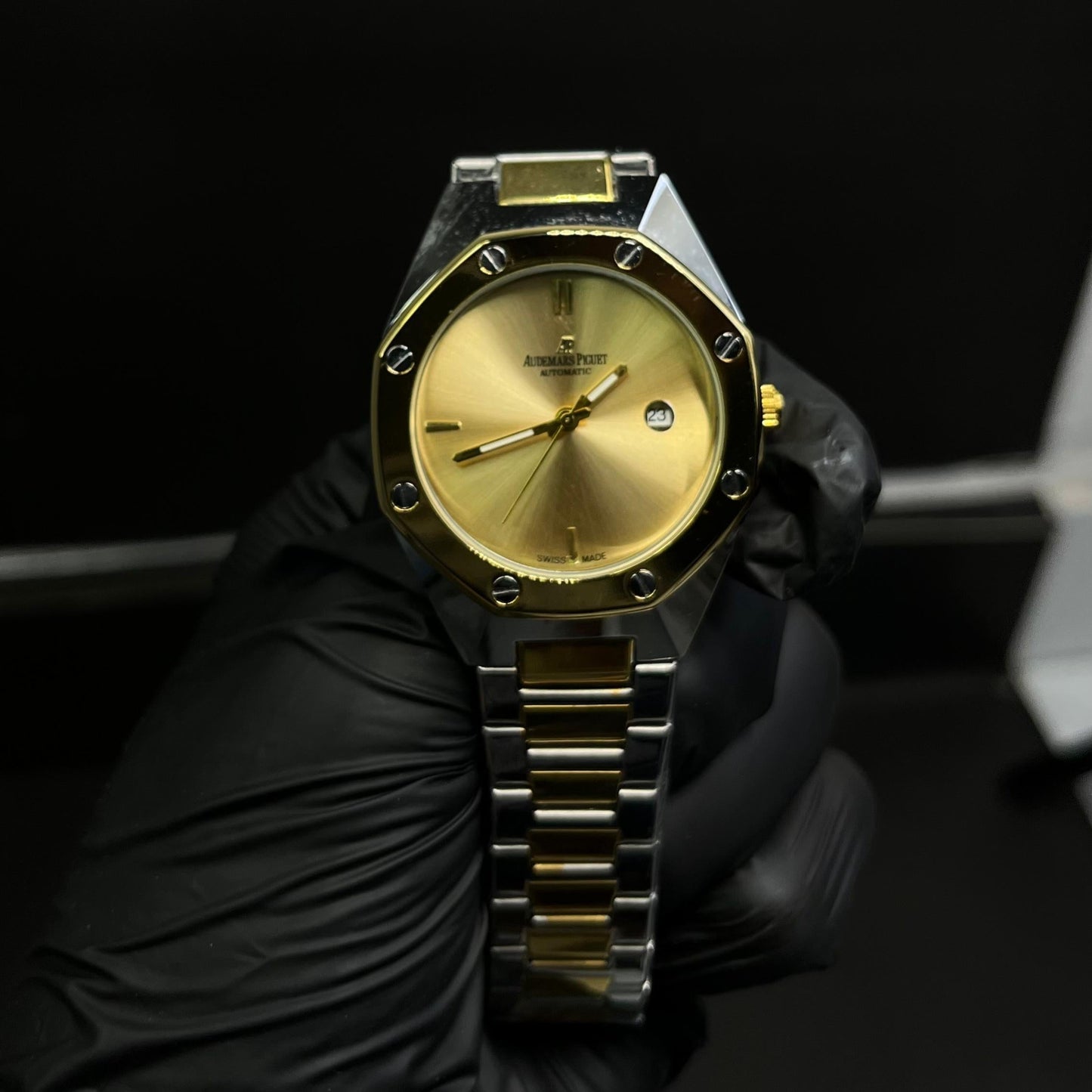 AP Luxury Stainless Steel Watch – Gold Dial with Date Display