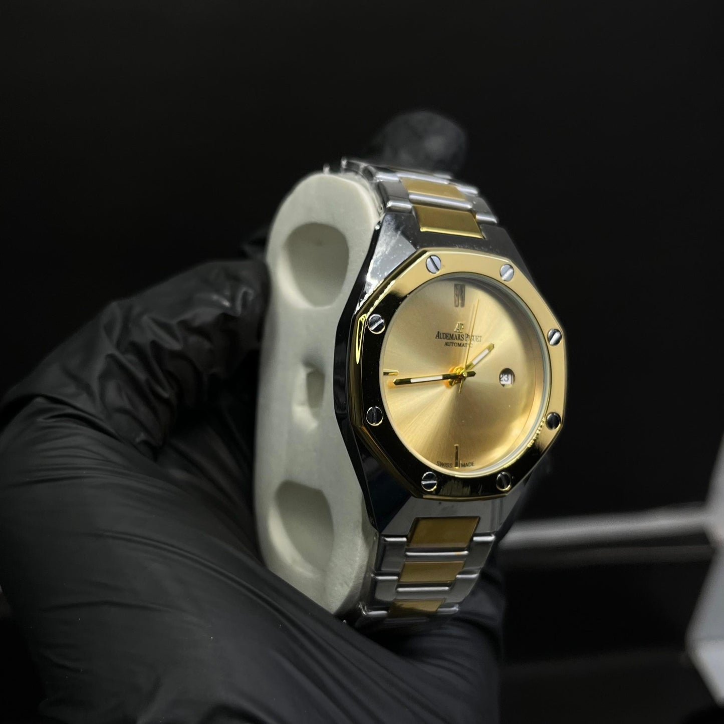 AP Luxury Stainless Steel Watch – Gold Dial with Date Display