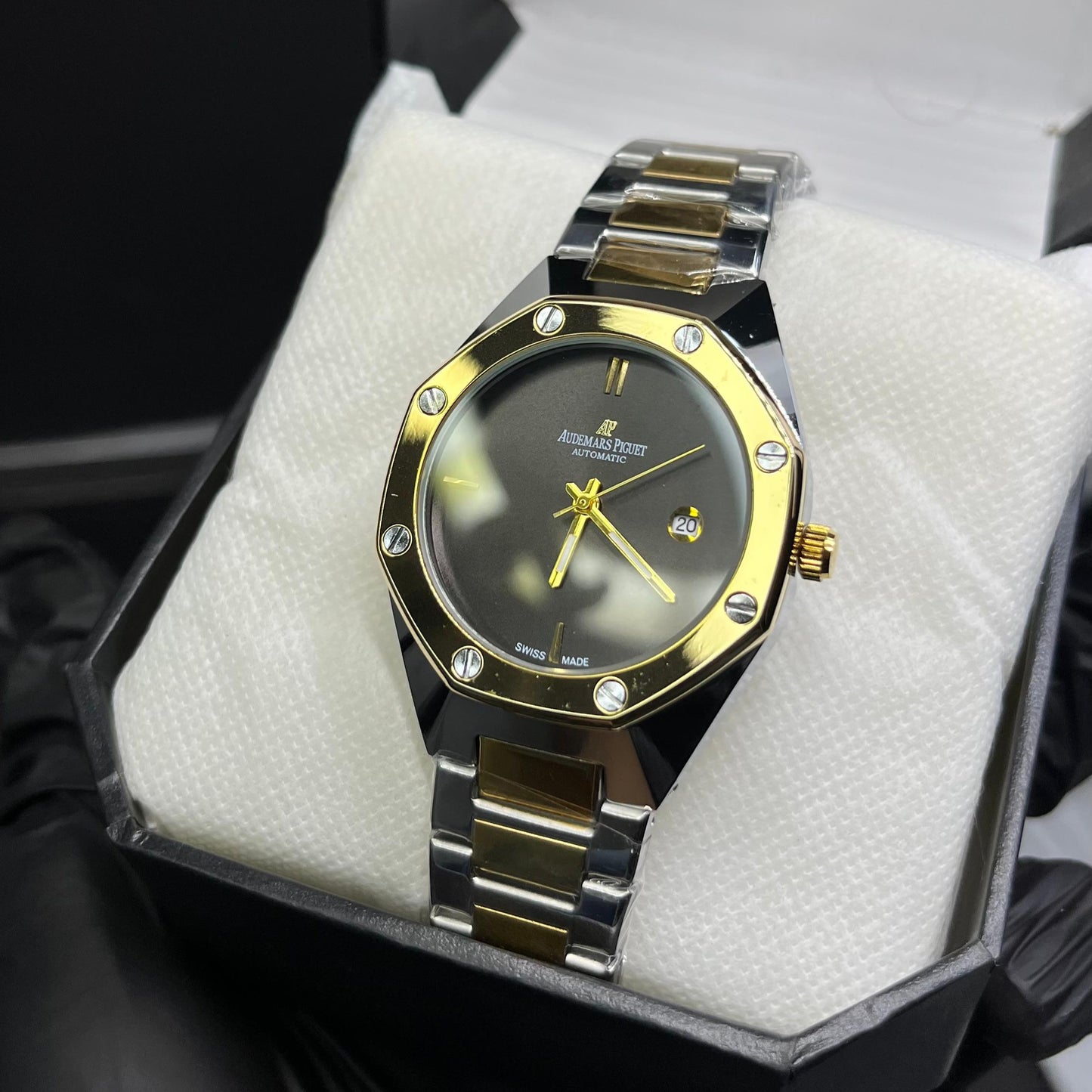 Luxury Two-Tone Black Dial Automatic Watch – Stainless Steel & Gold Finish