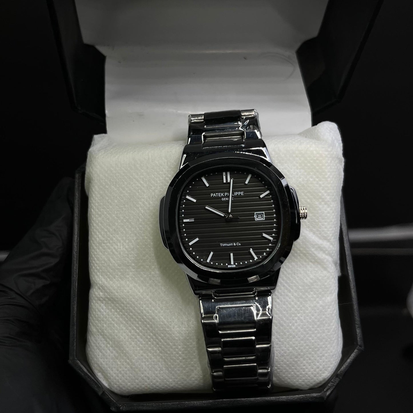 Patek Philippe Nautilus Style – Black Dial Stainless Steel Watch with Date Display