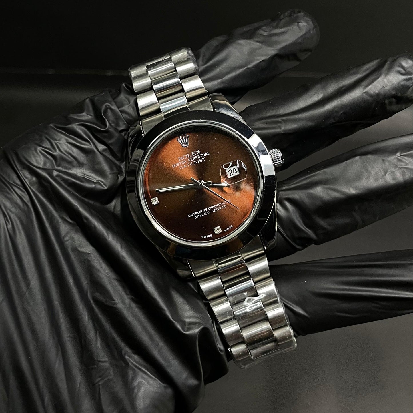 Rolex Oyster Perpetual Datejust – Women’s Edition with Brown Sunburst Dial & Date Display