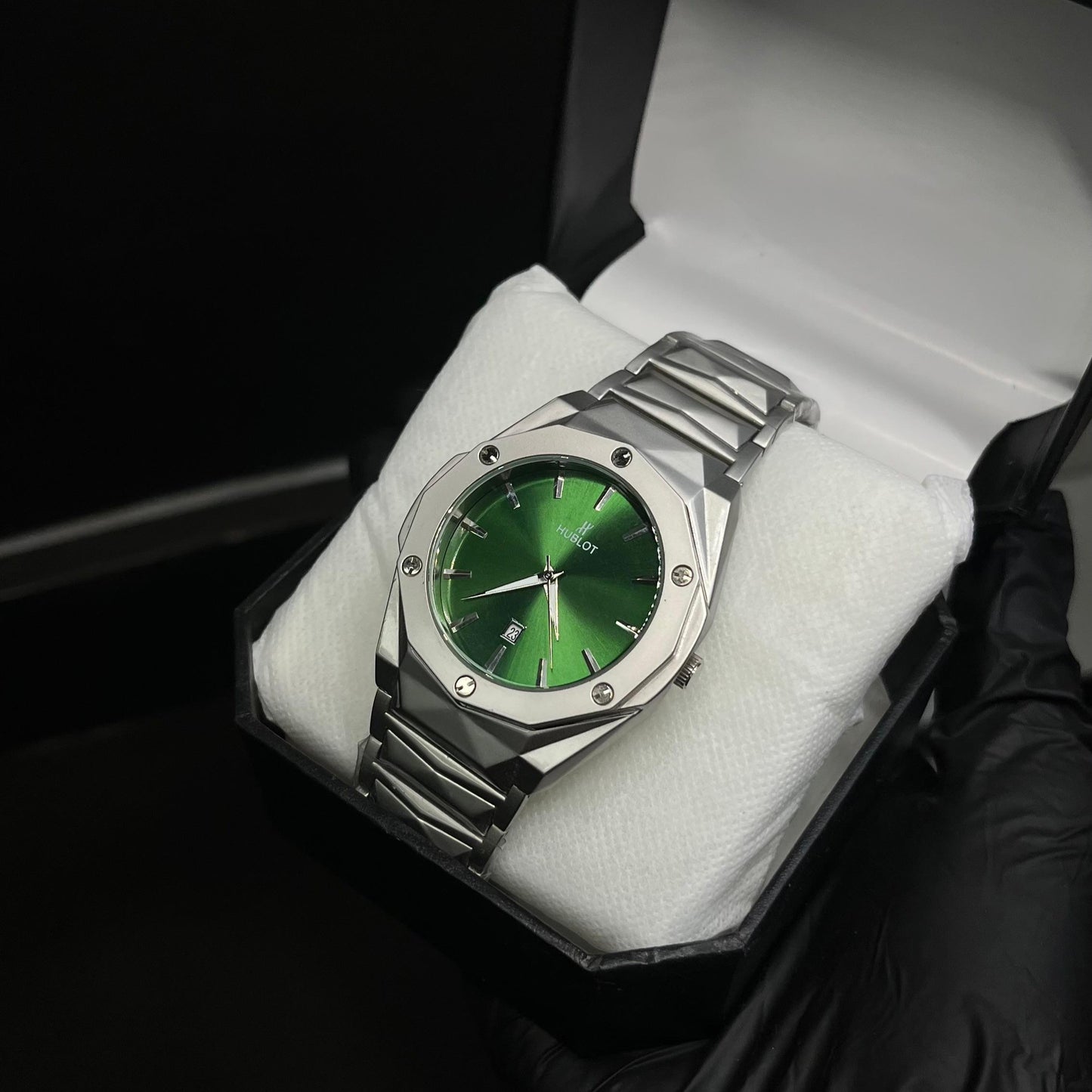 Hublot Men’s Watch – Striking Green Dial with Stainless Steel