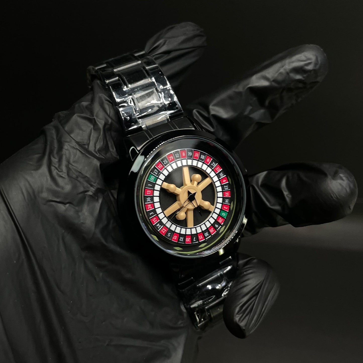 Rotating Dial Wristwatch with a roulette wheel–inspired design.