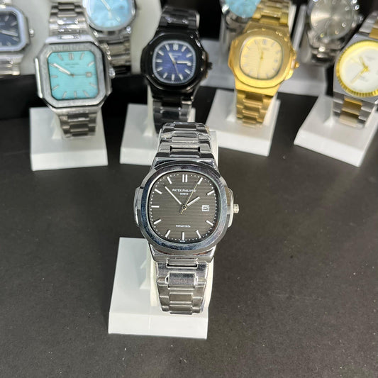 Patek Philippe Nautilus Style – Black Dial Stainless Steel Watch with Date Display