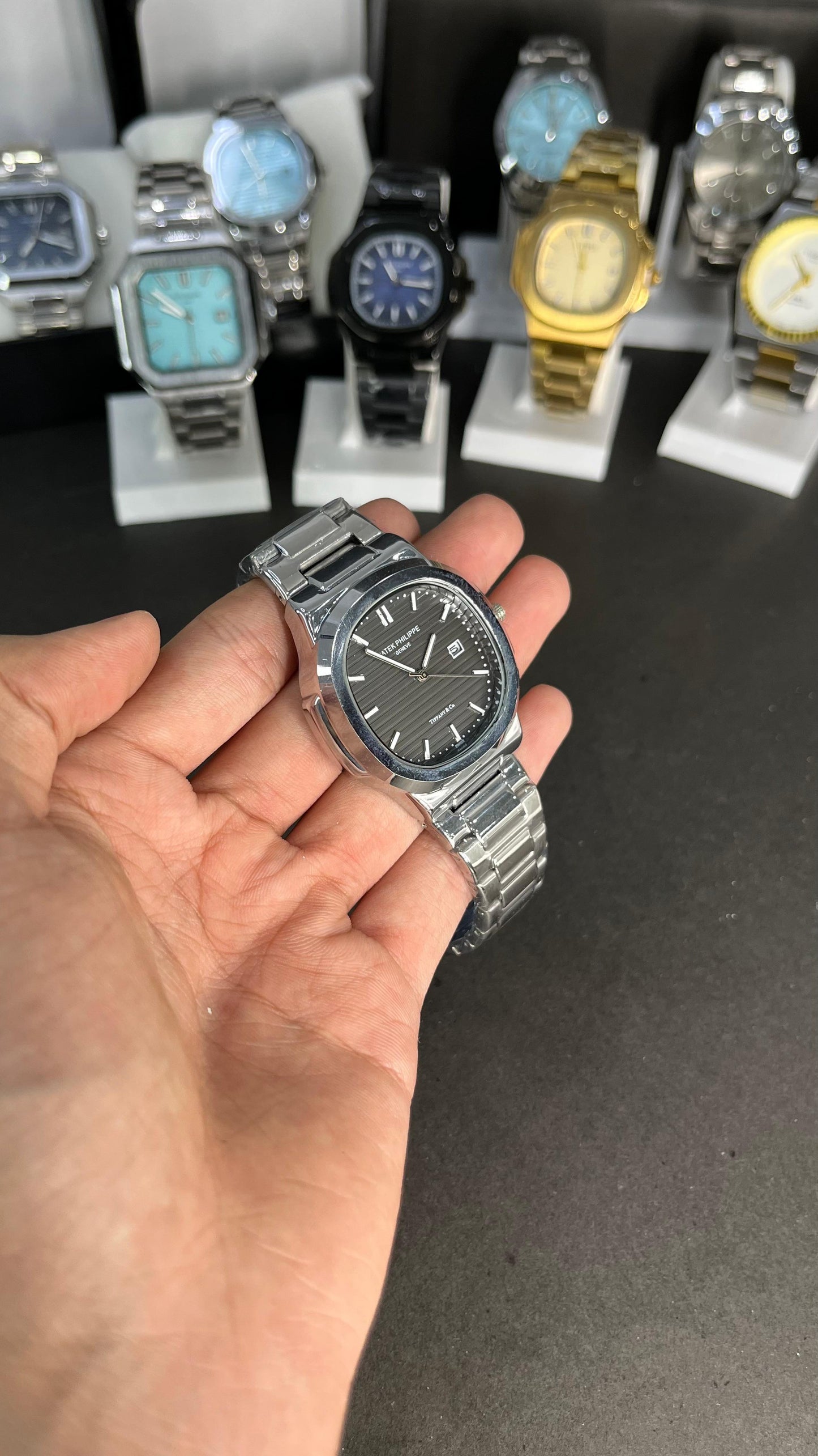 Patek Philippe Nautilus Style – Black Dial Stainless Steel Watch with Date Display