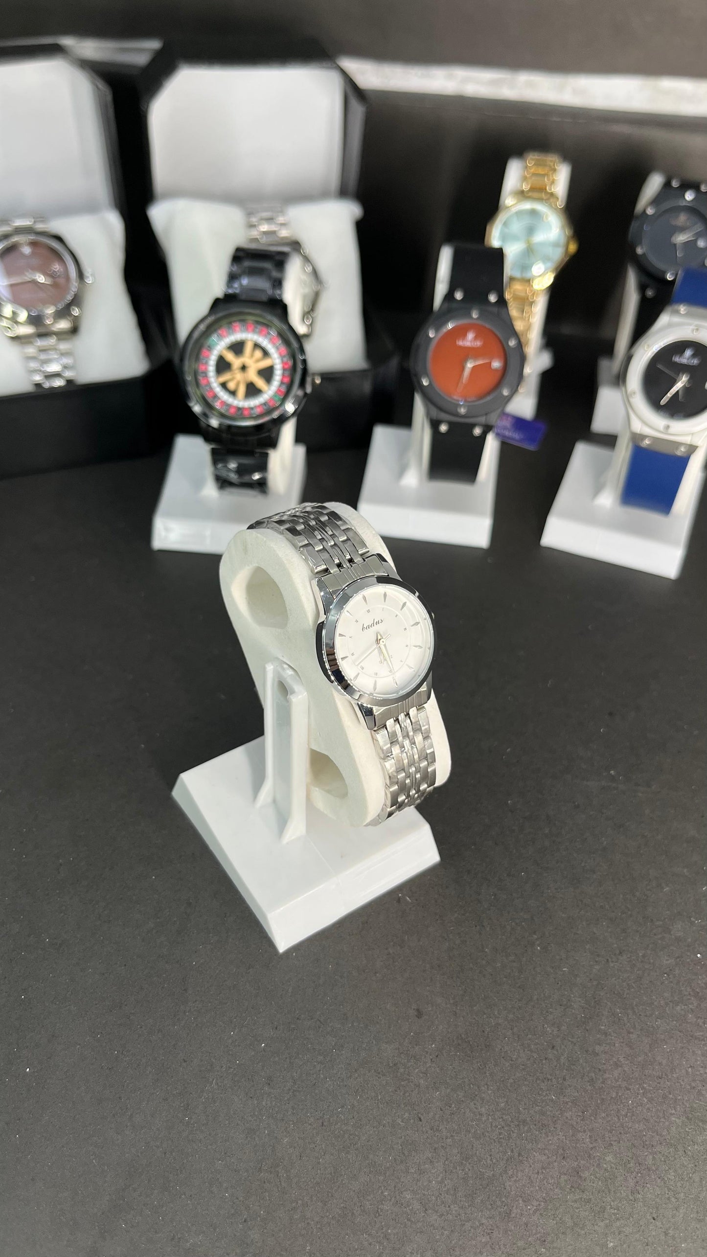 Badus Classic Silver Women Watch – White Dial with Stainless Steel Bracelet