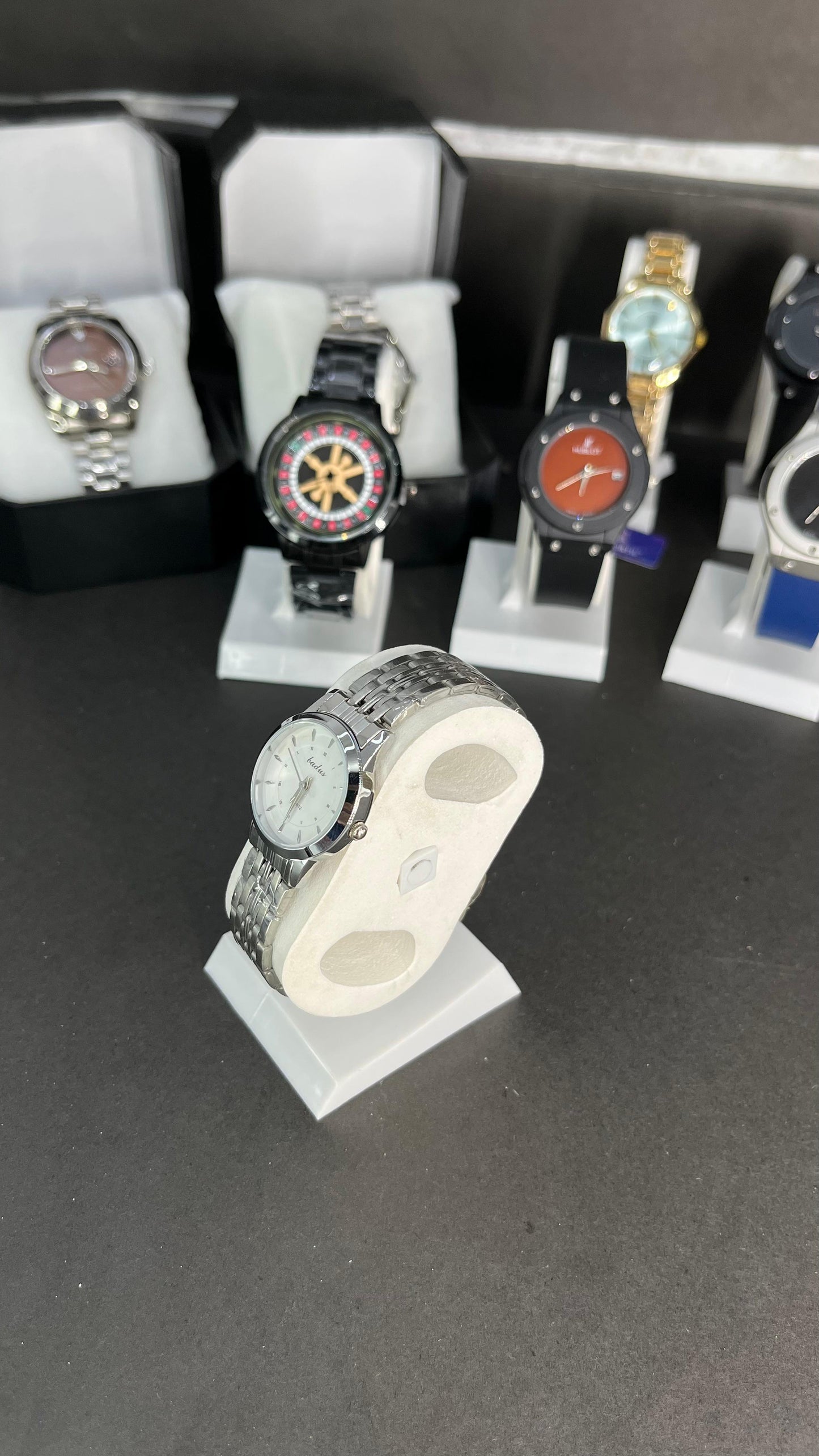 Badus Classic Silver Women Watch – White Dial with Stainless Steel Bracelet