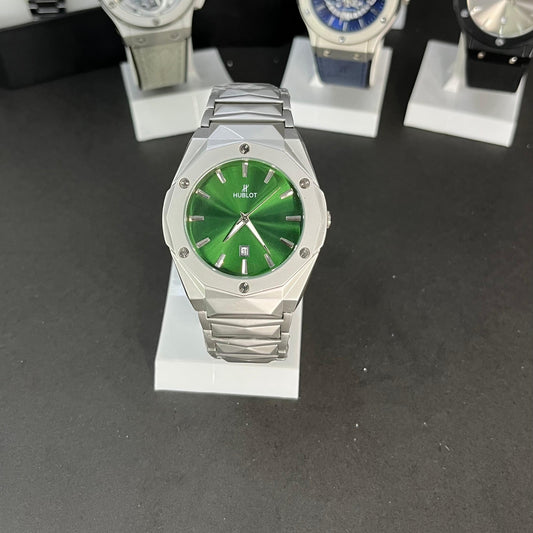Hublot Men’s Watch – Striking Green Dial with Stainless Steel
