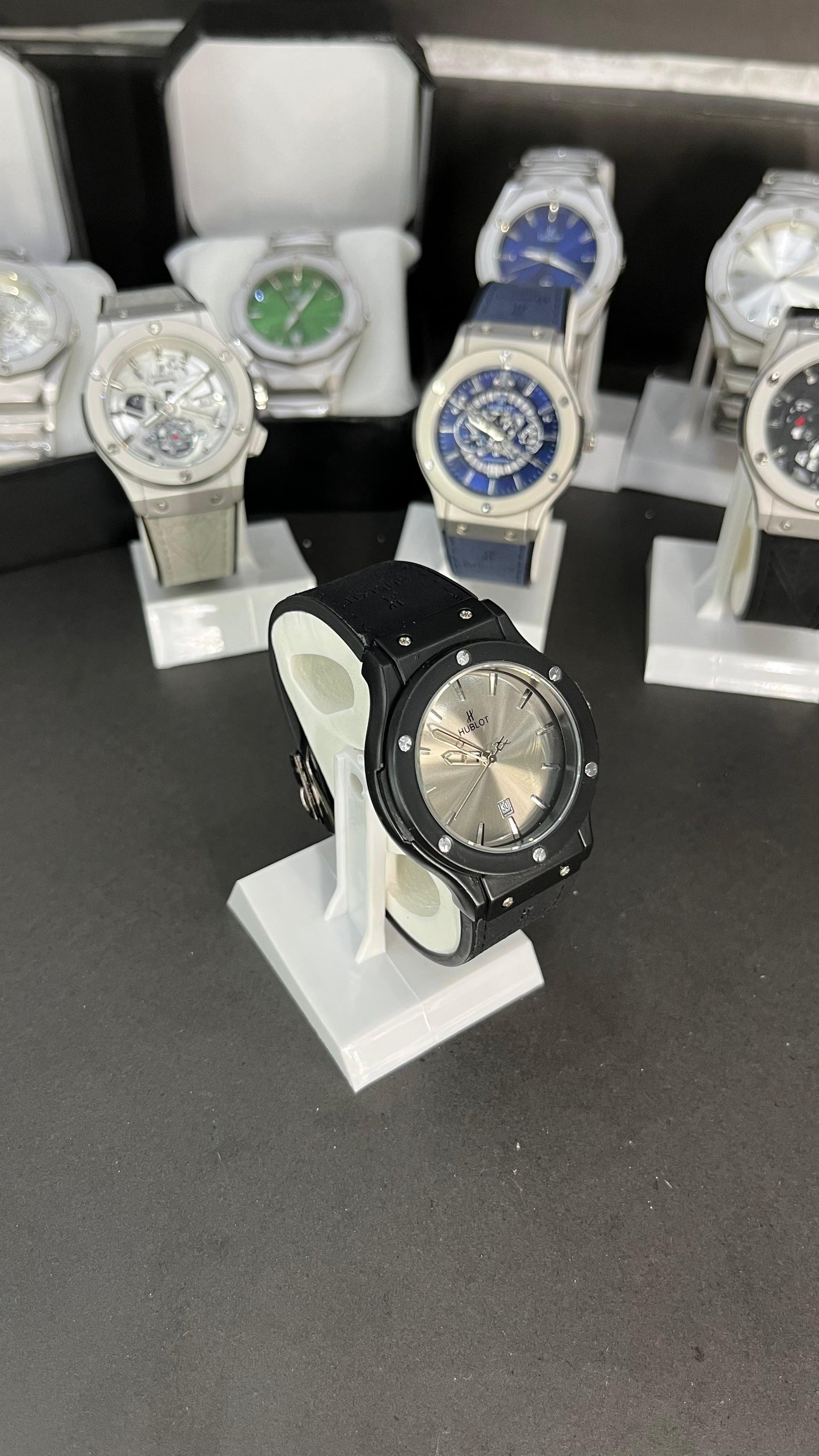 Hublot Men’s Strap Watch – Silver Dial with Black Rubber Strap