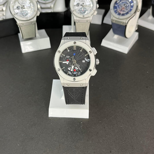 Hublot Men’s Luxury Strap Watch – Black Dial with Chronograph Design