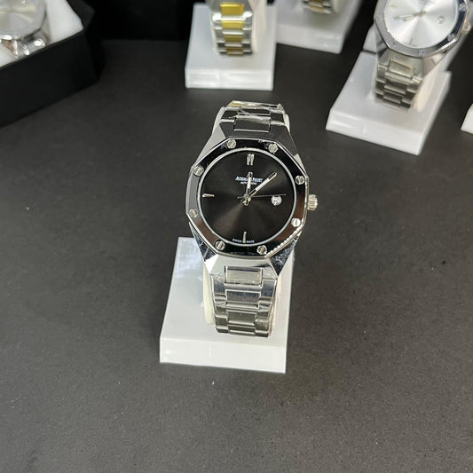 AP Style Silver Watch with Black Dial – Luxury Stainless Steel Design