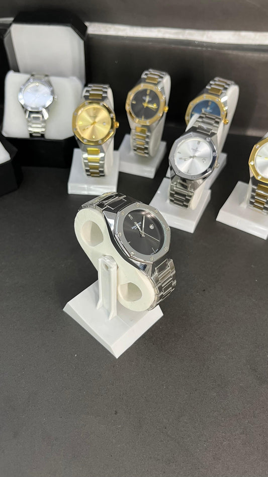 AP Style Silver Watch with Black Dial – Luxury Stainless Steel Design