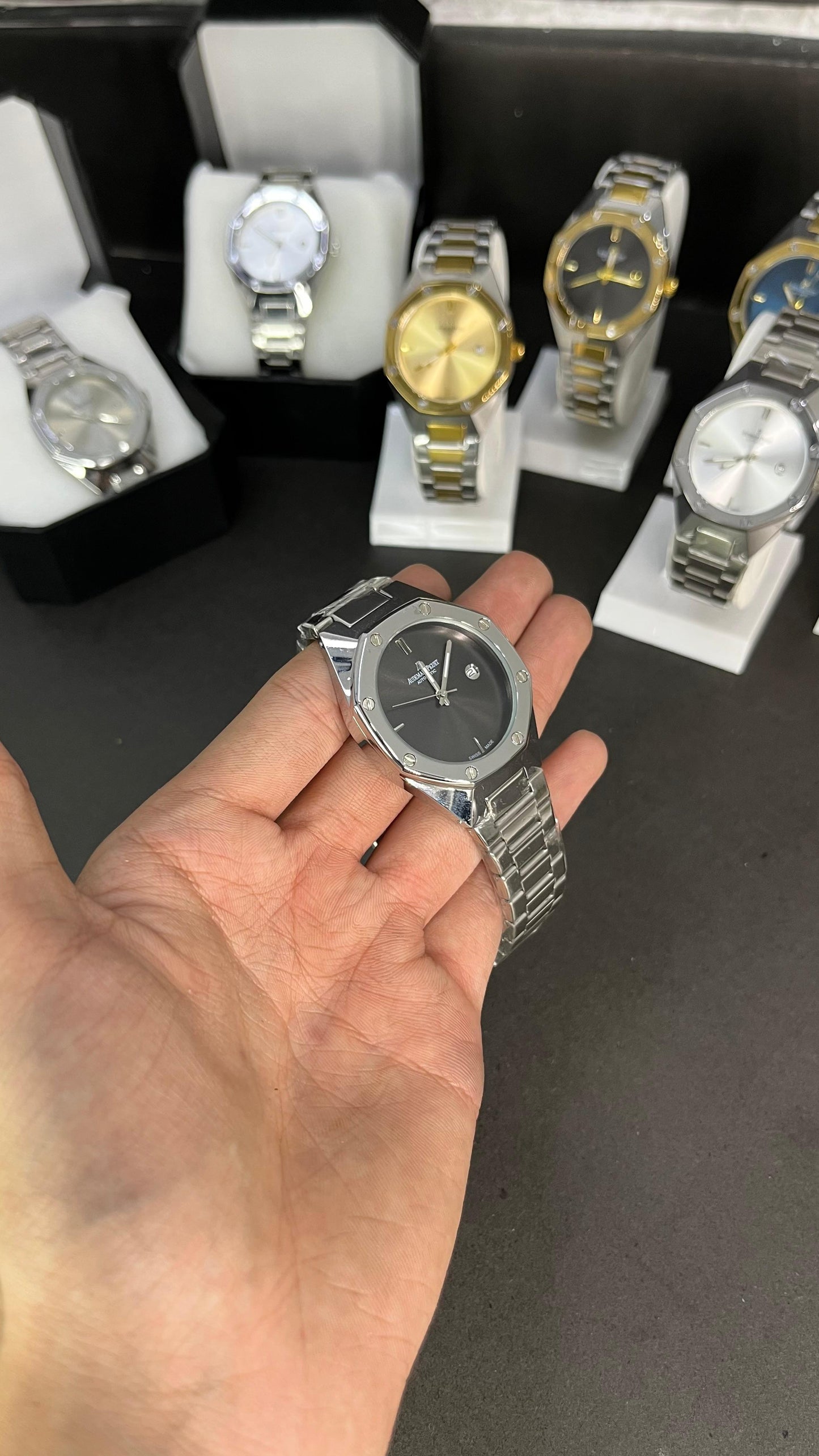 AP Style Silver Watch with Black Dial – Luxury Stainless Steel Design