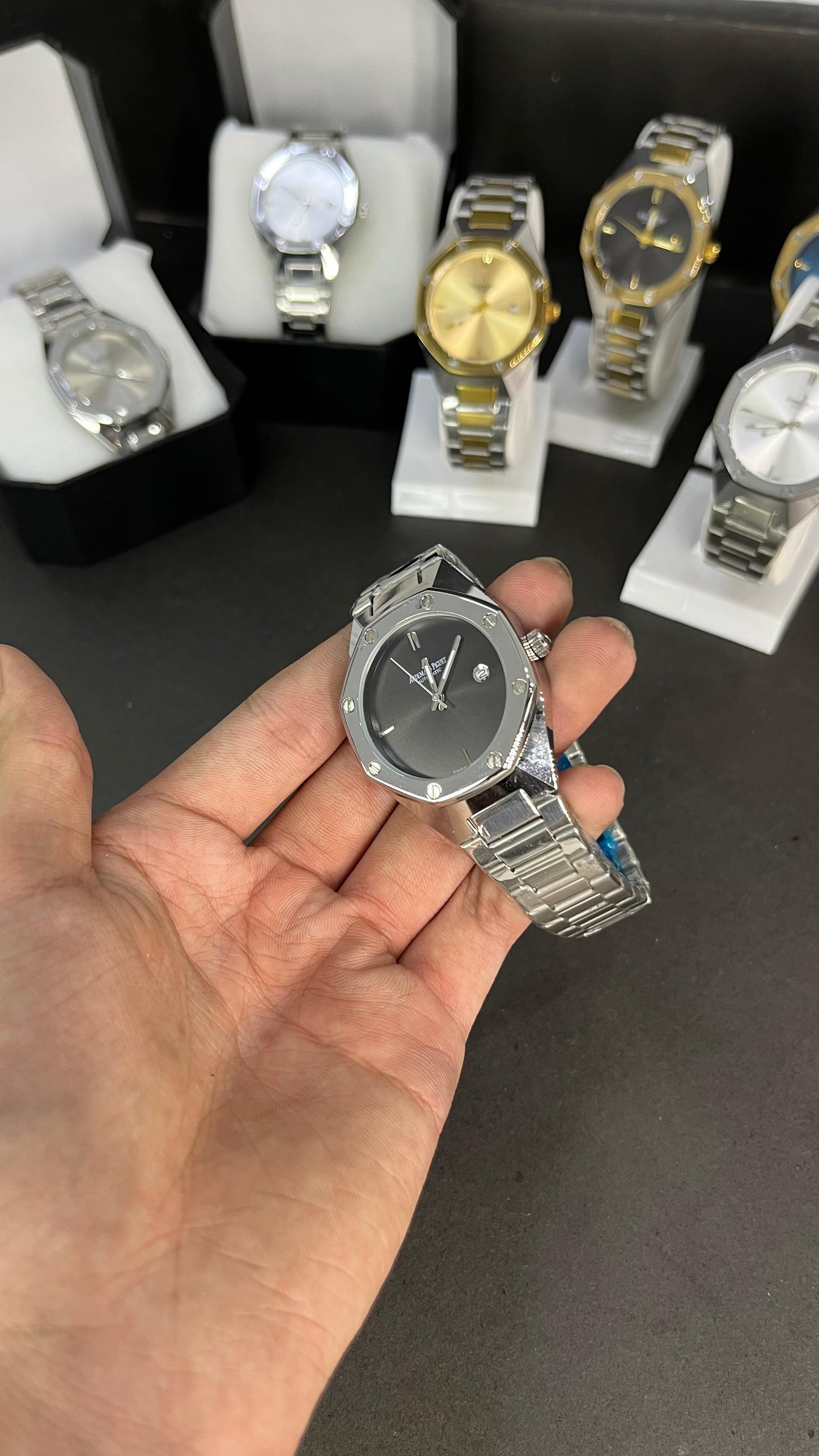 AP Style Silver Watch with Black Dial – Luxury Stainless Steel Design