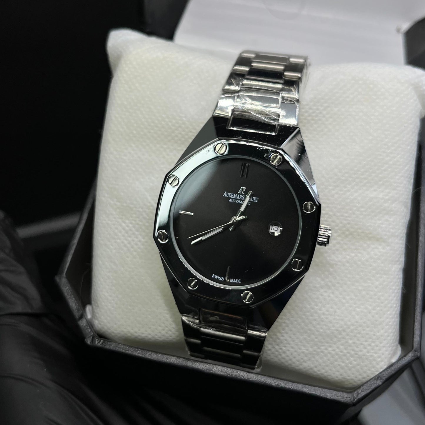 AP Style Silver Watch with Black Dial – Luxury Stainless Steel Design