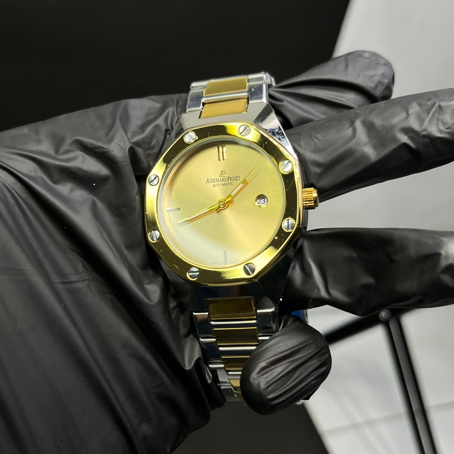 AP Luxury Stainless Steel Watch – Gold Dial with Date Display