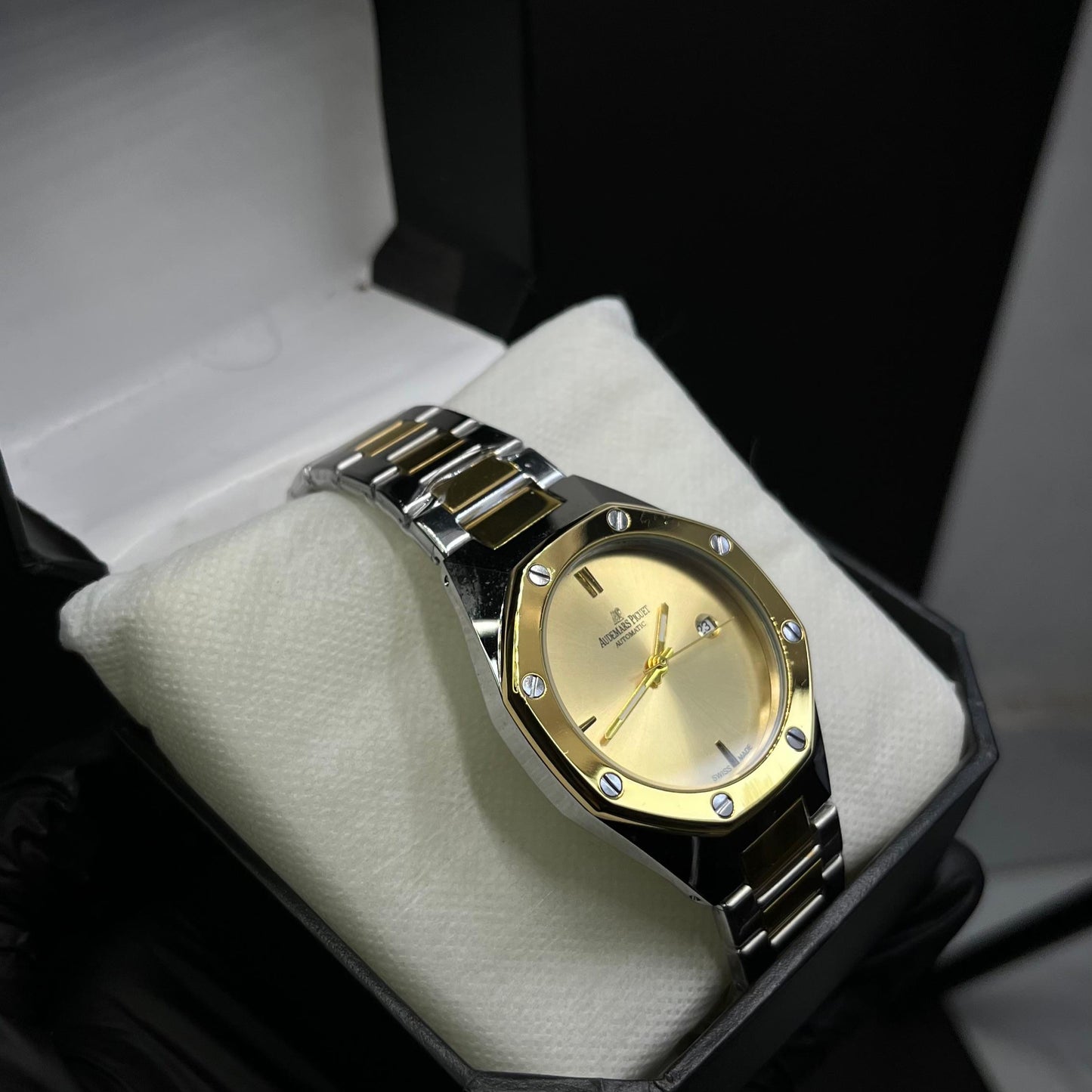 AP Luxury Stainless Steel Watch – Gold Dial with Date Display