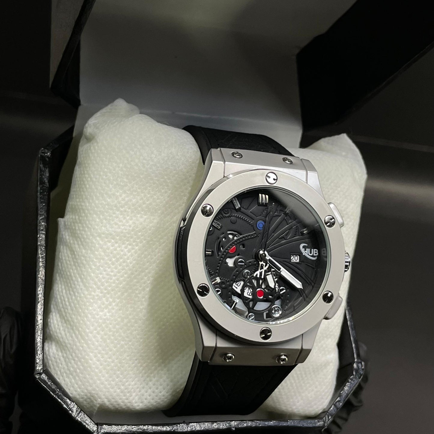 Hublot Men’s Luxury Strap Watch – Black Dial with Chronograph Design