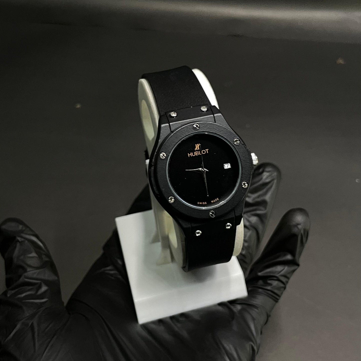 Hublot Ladies Watch – Black Dial with Date Display