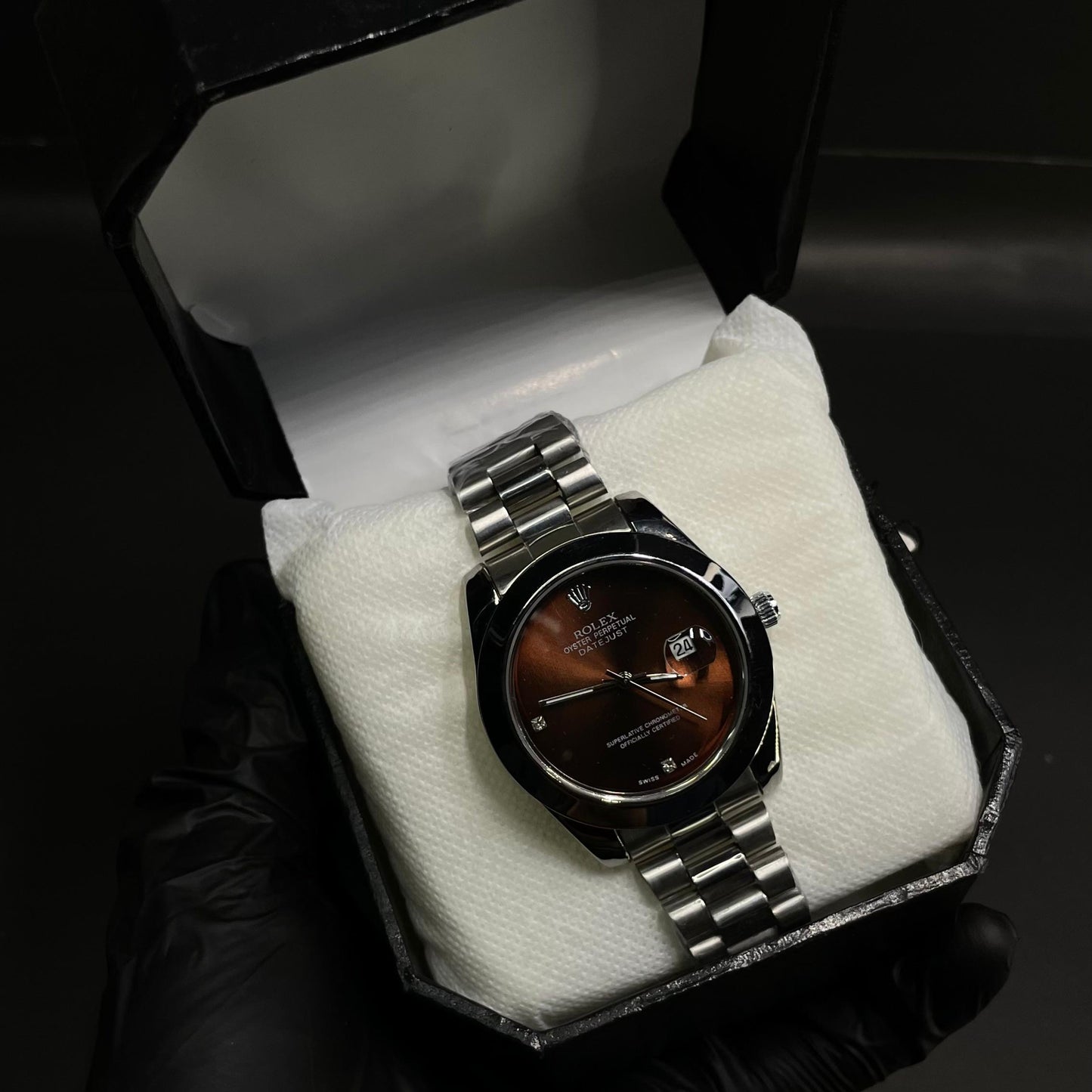 Rolex Oyster Perpetual Datejust – Women’s Edition with Brown Sunburst Dial & Date Display