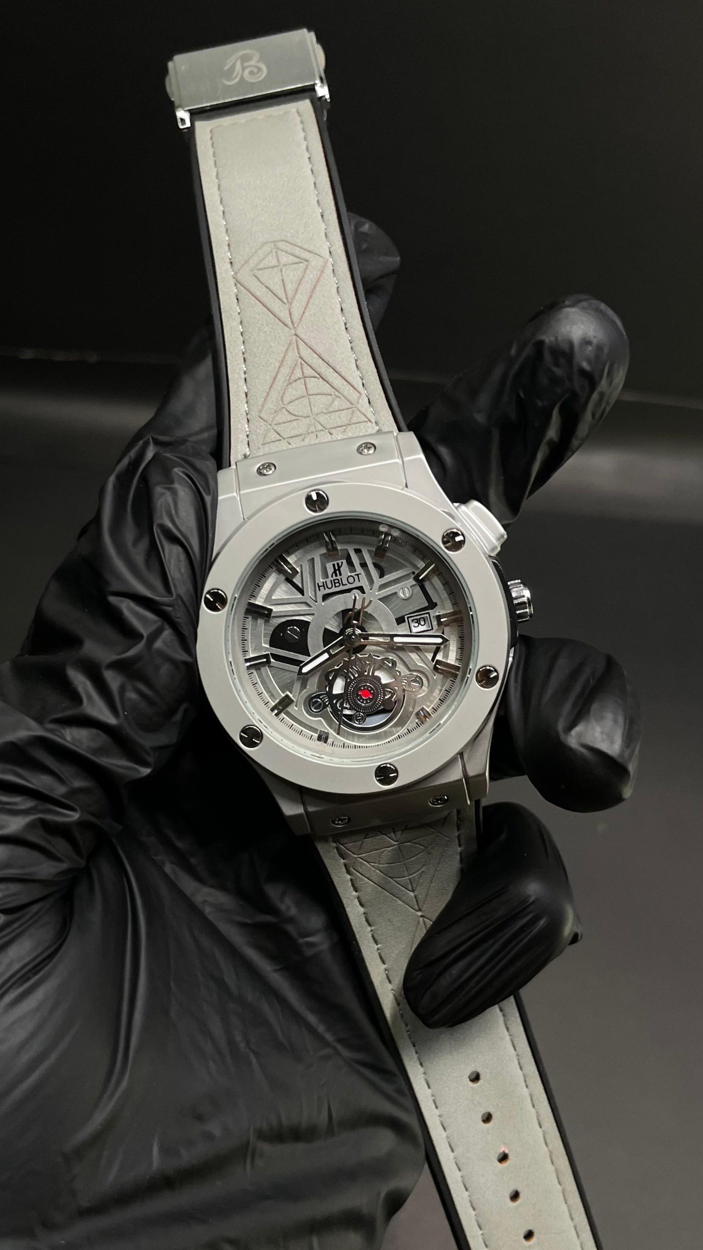 Hublot Men’s Strap Watch – Skeleton Dial with Chronograph Design