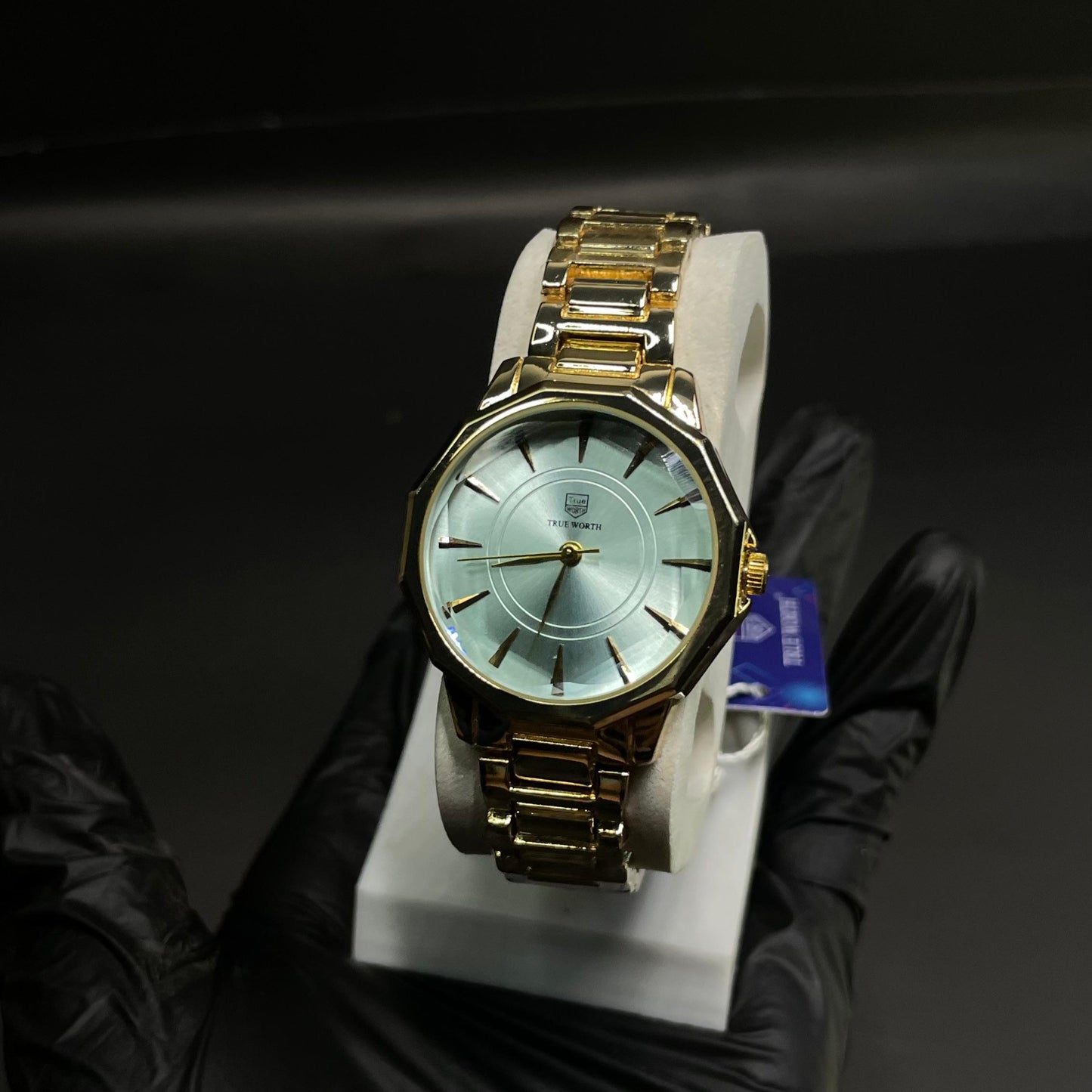 True Worth Women’s Gold Elegance Watch – Small Size with Champagne Dial