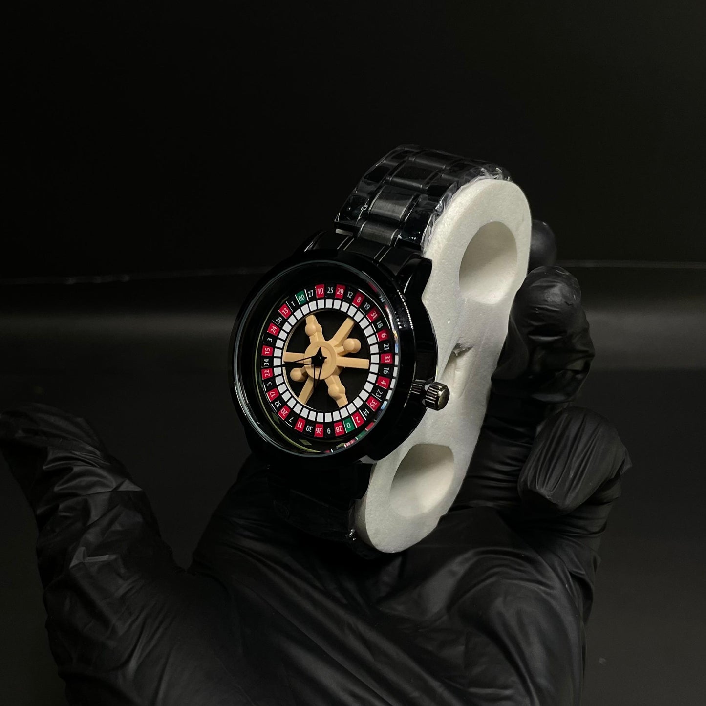 Rotating Dial Wristwatch with a roulette wheel–inspired design.