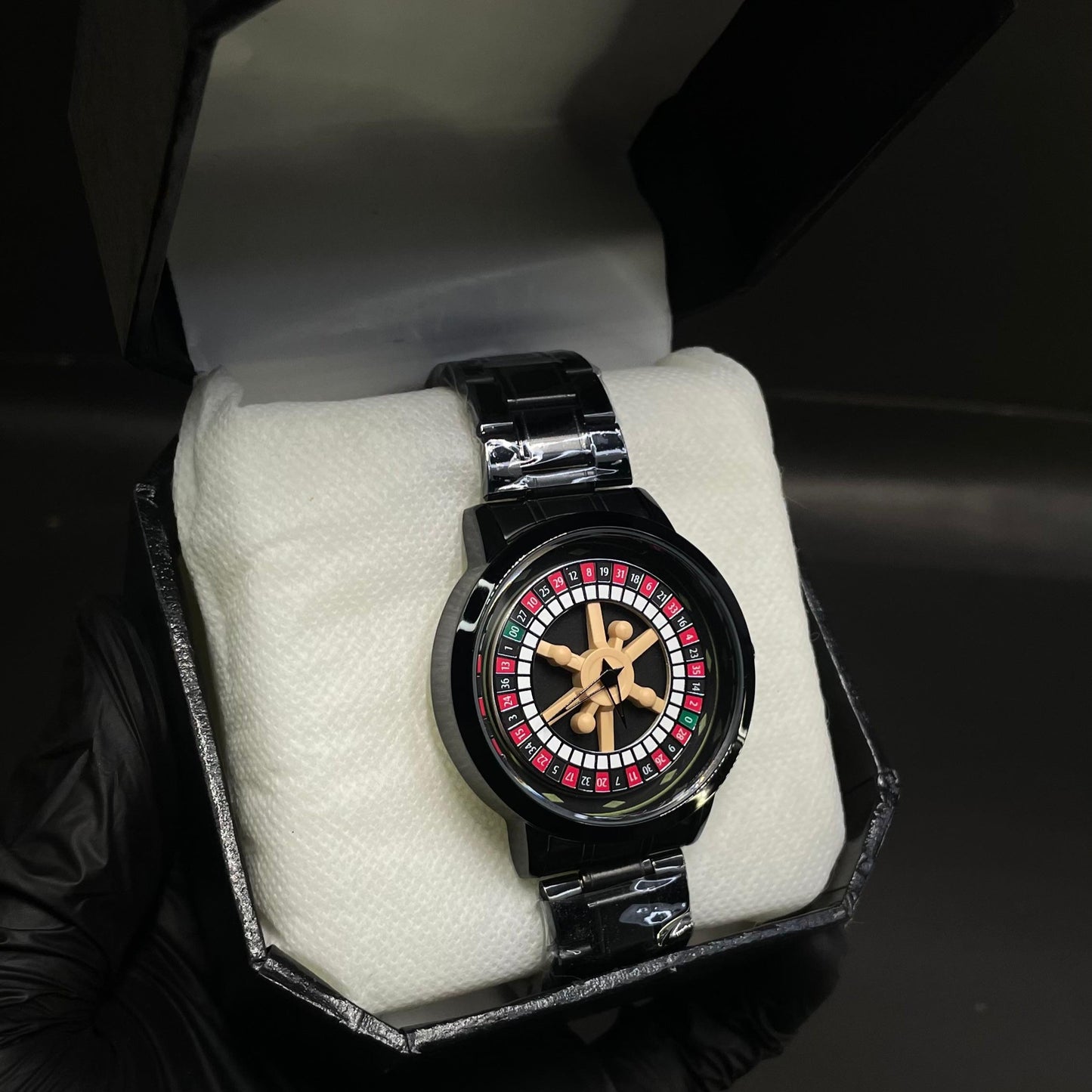 Rotating Dial Wristwatch with a roulette wheel–inspired design.