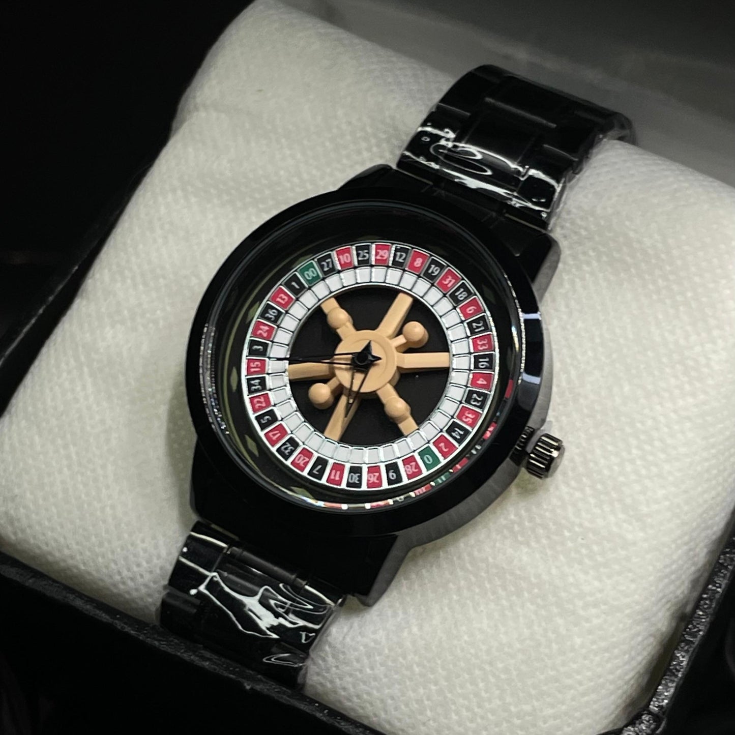 Rotating Dial Wristwatch with a roulette wheel–inspired design.