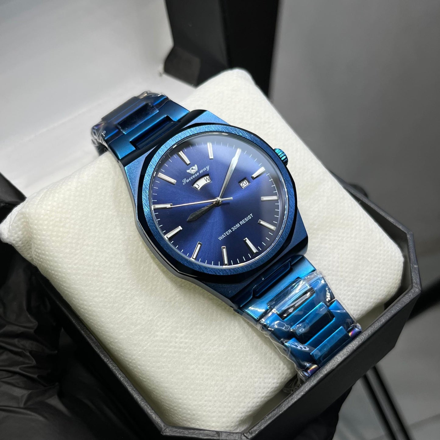 Stylish Blue Stainless Steel Strap Watch – Success Way