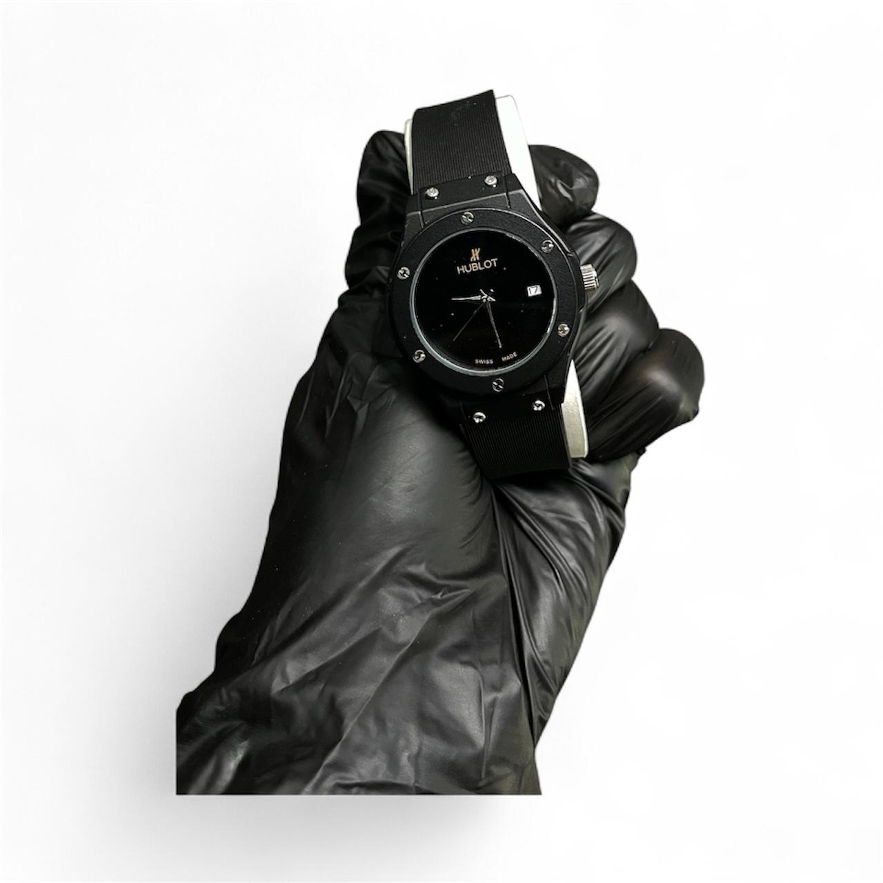 Hublot Ladies Watch – Black Dial with Date Display